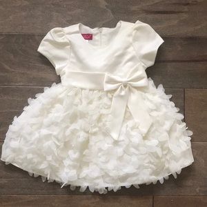 6-9 mos Baby Dress